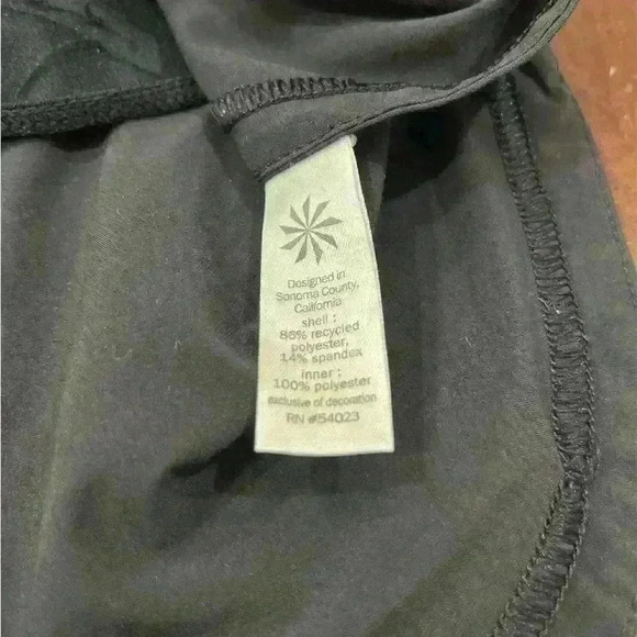 Athleta Racer Running Shorts Women's Small Lined Reflective Athleisure - Picture 6 of 6